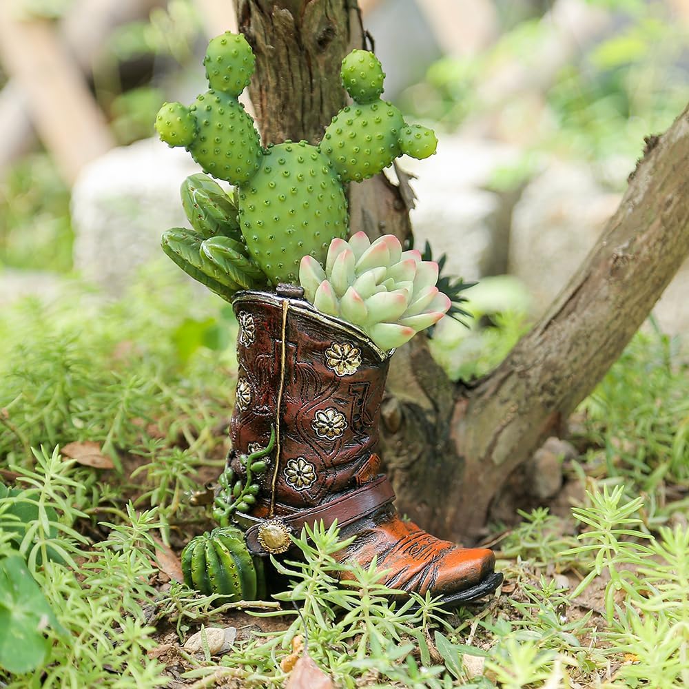 Garden Statue Cute Resin Cactus Figurines Outdoor Garden Decorations in The Courtyard Funny Green Desert Plant Terrace Desktop Decoration Statue Cactus