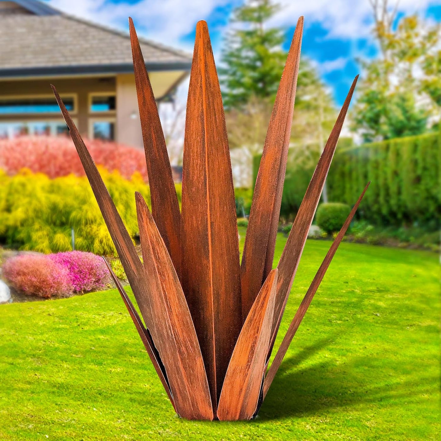 Large Tequila Rustic Sculpture, Rustic Metal Agave Plants for Outdoor Patio Yard, Home Decor Hand Painted Metal Agave Garden Yard Statue, Outdoor Lawn Ornaments (Blue - L (W/Solar Light))